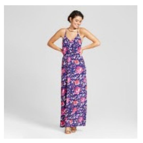 SOLD! GRAYSON THREADS Crochet Floral Maxi Dress - Picture 2 of 7